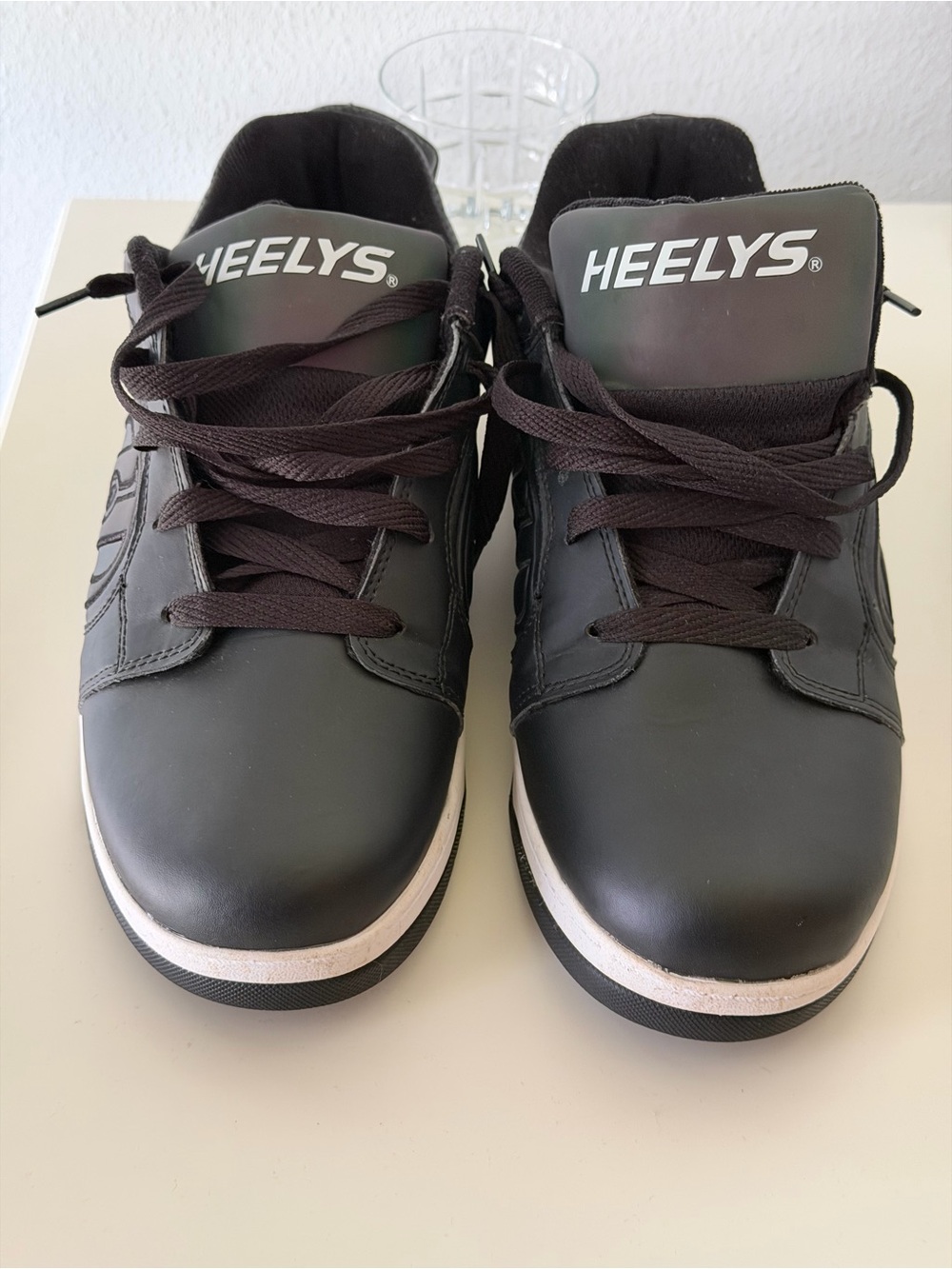 Heelys Men's Black Leather Low-Top Sneakers with White Trim